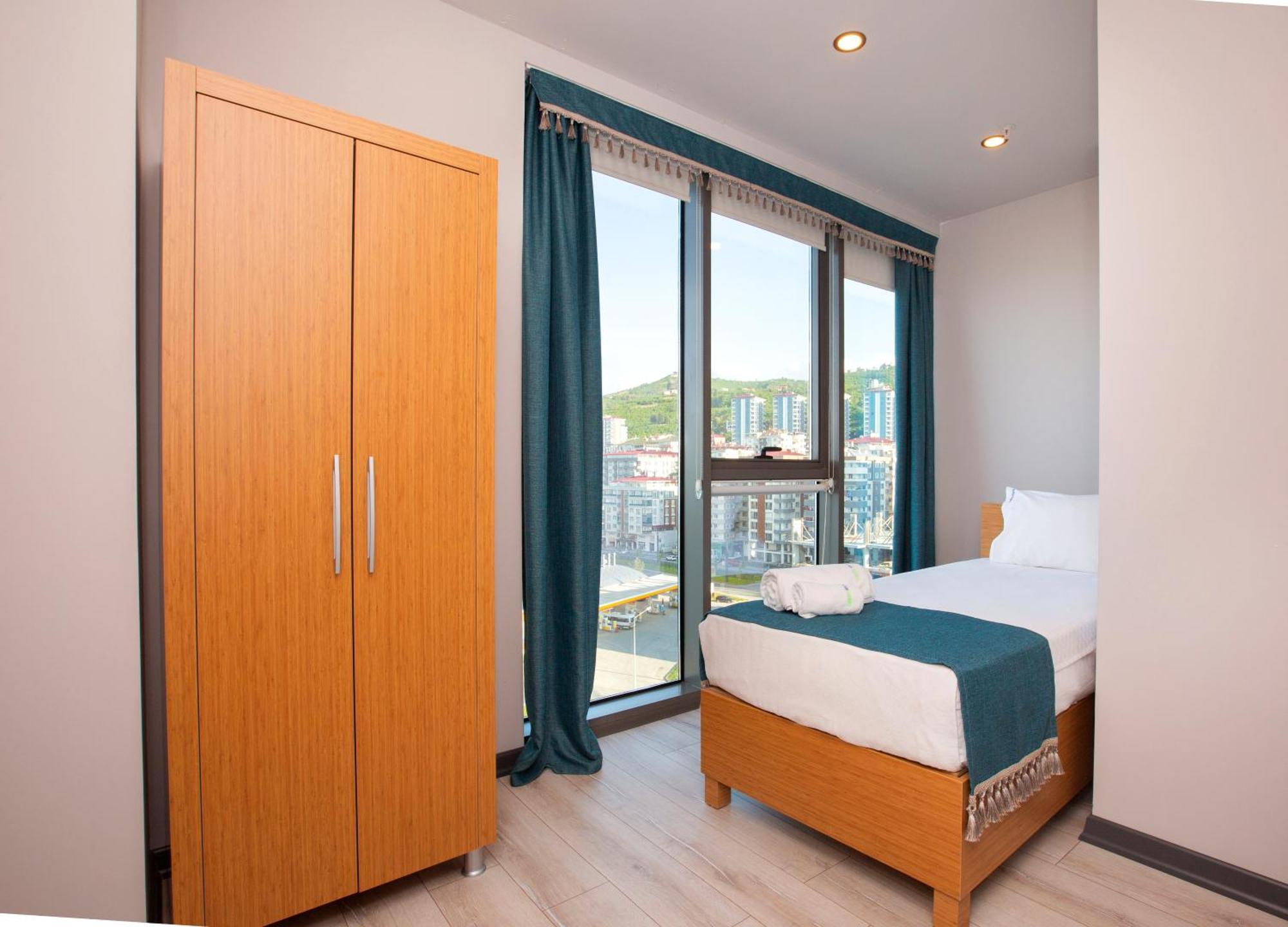 Marina Green Suite & Residence 特拉布宗 客房 照片